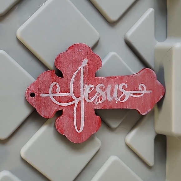 Handpainted Red Cross with JESUS in silver Tiered Tray size 6" - Picture 1 of 1